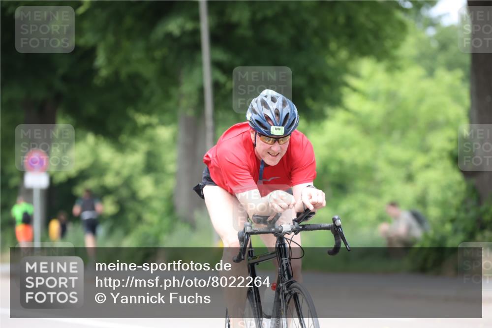 15.06.2025 - 7 Türme Triathlon Yannick Fuchs http://msf.ph/oto/8022264 15.06.2025 13:34:29 Radfahren 196, 910, 1074 meine-sportfotos.de