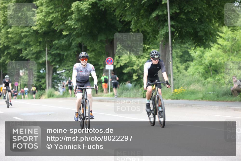 15.06.2025 - 7 Türme Triathlon Yannick Fuchs http://msf.ph/oto/8022297 15.06.2025 13:34:32 Radfahren 196, 910, 1074 meine-sportfotos.de