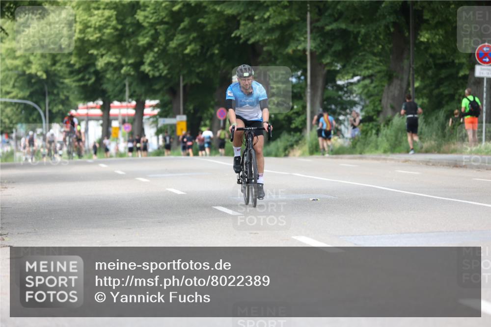 15.06.2025 - 7 Türme Triathlon Yannick Fuchs http://msf.ph/oto/8022389 15.06.2025 13:34:37 Radfahren  meine-sportfotos.de