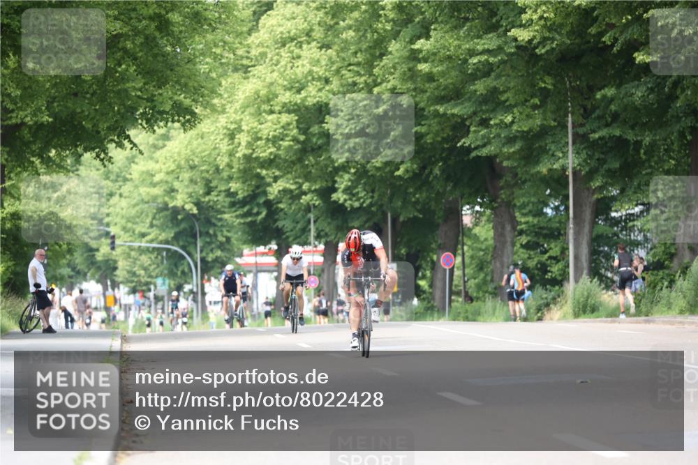 15.06.2025 - 7 Türme Triathlon Yannick Fuchs http://msf.ph/oto/8022428 15.06.2025 13:34:43 Radfahren  meine-sportfotos.de