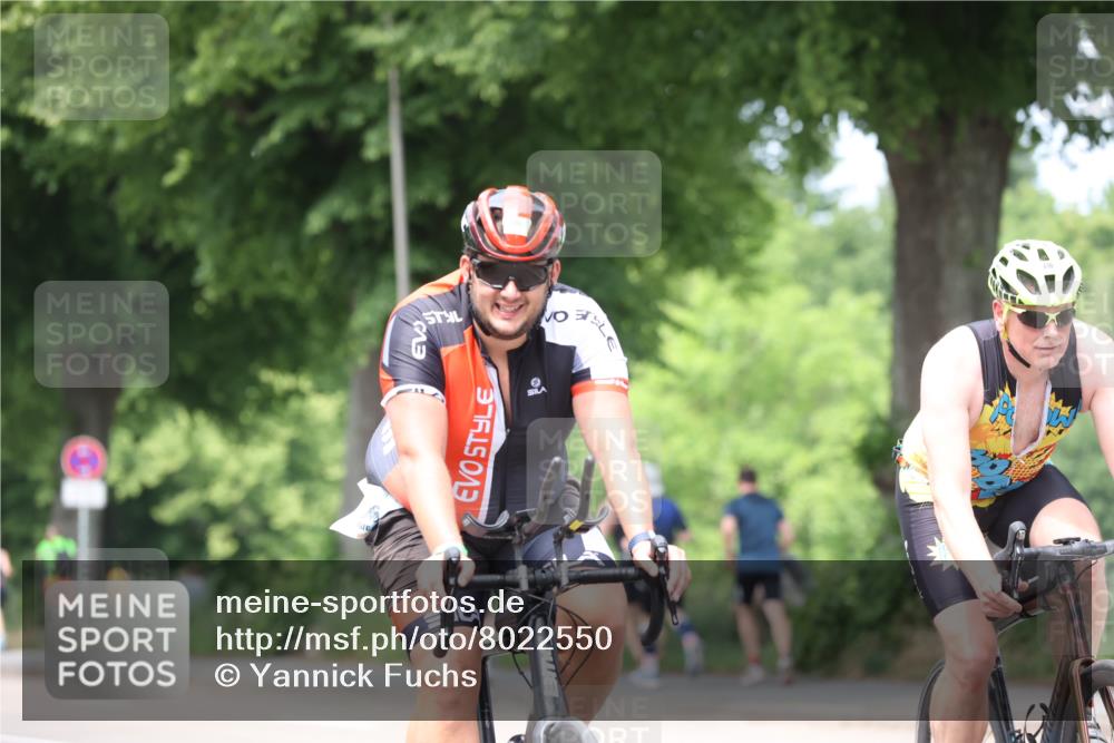 15.06.2025 - 7 Türme Triathlon Yannick Fuchs http://msf.ph/oto/8022550 15.06.2025 13:34:47 Radfahren  meine-sportfotos.de