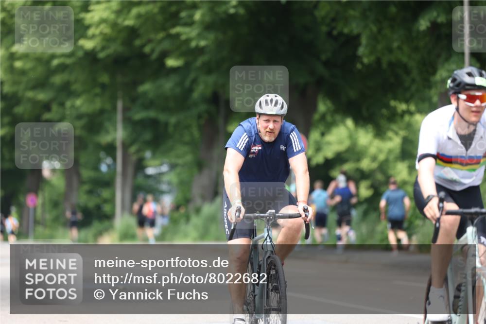15.06.2025 - 7 Türme Triathlon Yannick Fuchs http://msf.ph/oto/8022682 15.06.2025 13:34:53 Radfahren 1186 meine-sportfotos.de