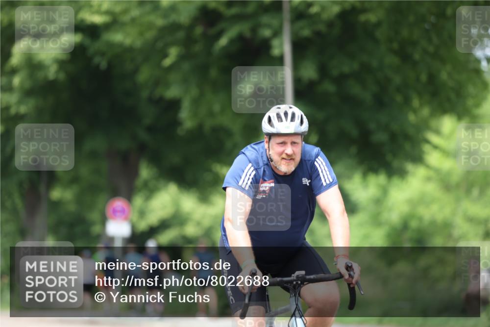 15.06.2025 - 7 Türme Triathlon Yannick Fuchs http://msf.ph/oto/8022688 15.06.2025 13:34:54 Radfahren 1186 meine-sportfotos.de