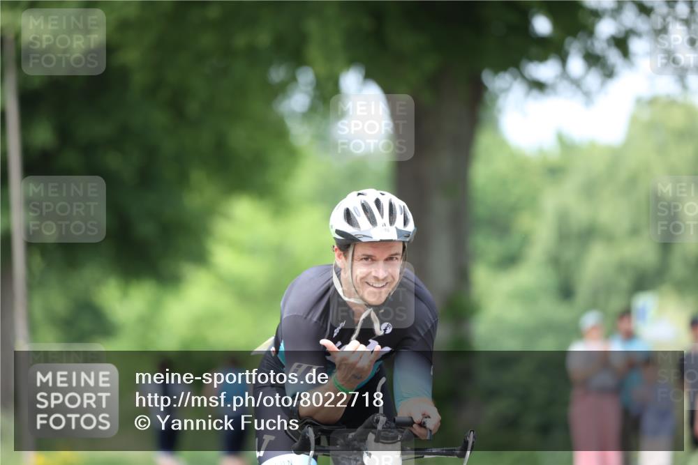 15.06.2025 - 7 Türme Triathlon Yannick Fuchs http://msf.ph/oto/8022718 15.06.2025 13:34:57 Radfahren 1186 meine-sportfotos.de