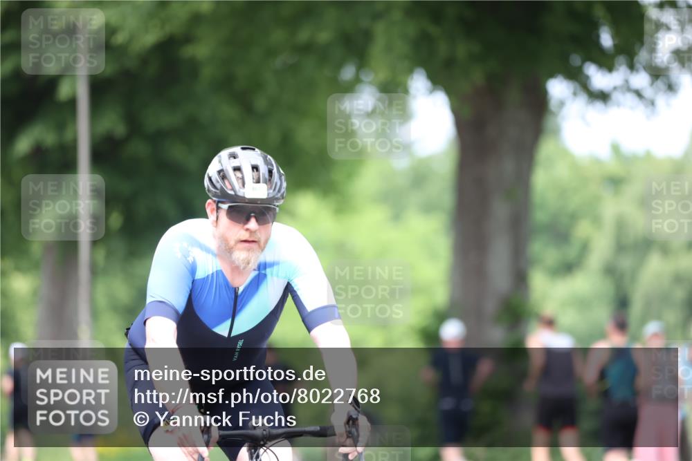 15.06.2025 - 7 Türme Triathlon Yannick Fuchs http://msf.ph/oto/8022768 15.06.2025 13:35:17 Radfahren 860 meine-sportfotos.de