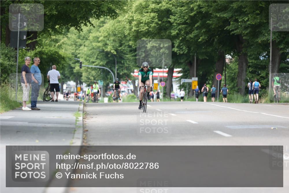 15.06.2025 - 7 Türme Triathlon Yannick Fuchs http://msf.ph/oto/8022786 15.06.2025 13:35:22 Radfahren  meine-sportfotos.de