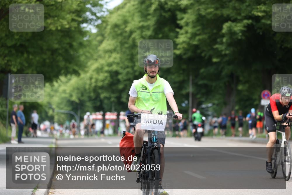 15.06.2025 - 7 Türme Triathlon Yannick Fuchs http://msf.ph/oto/8023059 15.06.2025 13:35:40 Radfahren 953, 1060 meine-sportfotos.de