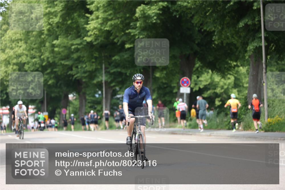 15.06.2025 - 7 Türme Triathlon Yannick Fuchs http://msf.ph/oto/8023116 15.06.2025 13:35:43 Radfahren 868, 953, 1060 meine-sportfotos.de