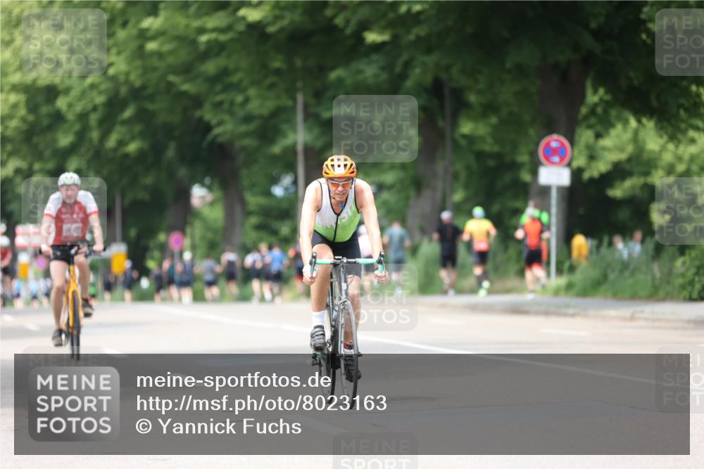 15.06.2025 - 7 Türme Triathlon Yannick Fuchs http://msf.ph/oto/8023163 15.06.2025 13:35:50 Radfahren 302, 868 meine-sportfotos.de