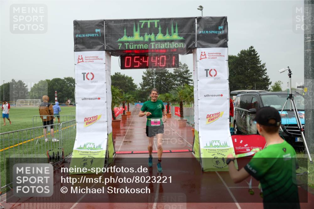 15.06.2025 - 7 Türme Triathlon Michael Strokosch http://msf.ph/oto/8023221 15.06.2025 15:44:01 Ziel 336 meine-sportfotos.de