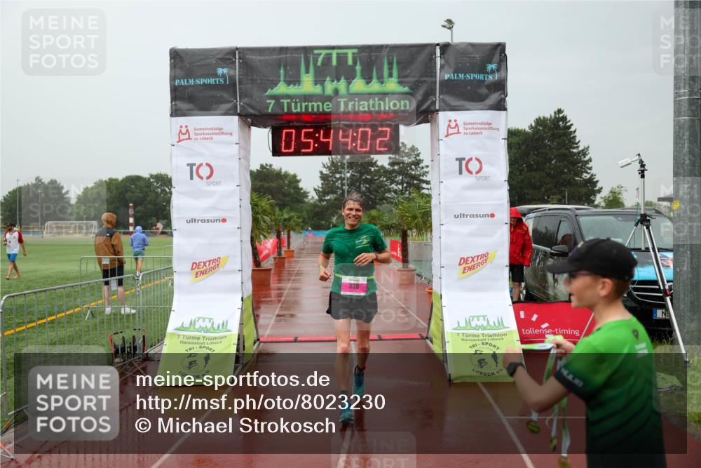 15.06.2025 - 7 Türme Triathlon Michael Strokosch http://msf.ph/oto/8023230 15.06.2025 15:44:01 Ziel 336 meine-sportfotos.de