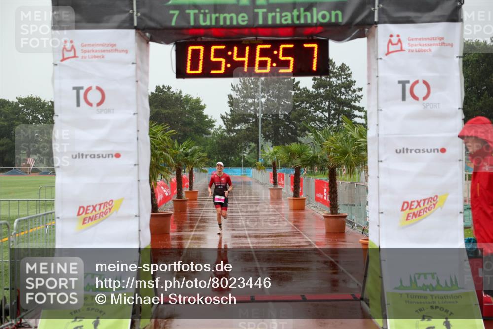 15.06.2025 - 7 Türme Triathlon Michael Strokosch http://msf.ph/oto/8023446 15.06.2025 15:46:57 Ziel 243 meine-sportfotos.de