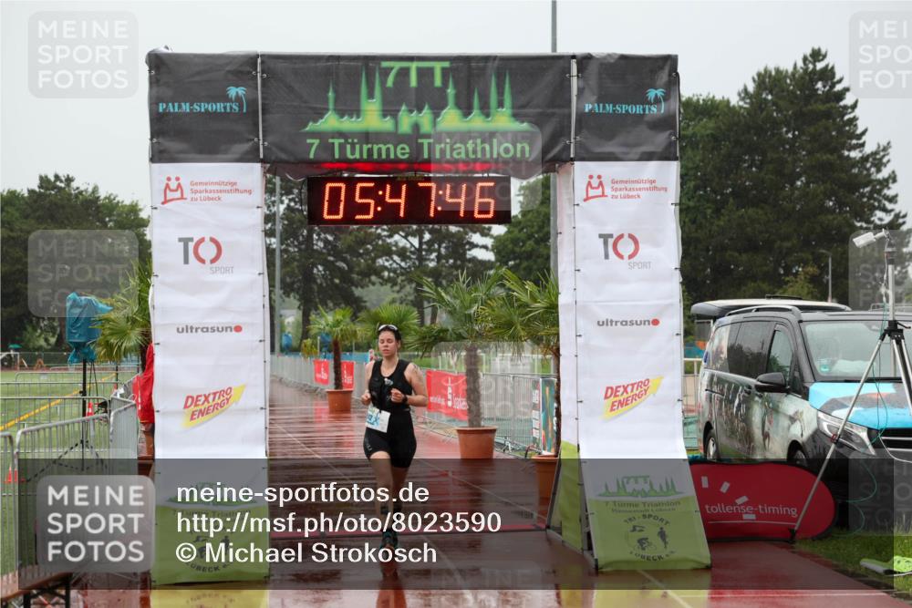 15.06.2025 - 7 Türme Triathlon Michael Strokosch http://msf.ph/oto/8023590 15.06.2025 15:47:46 Ziel 512 meine-sportfotos.de