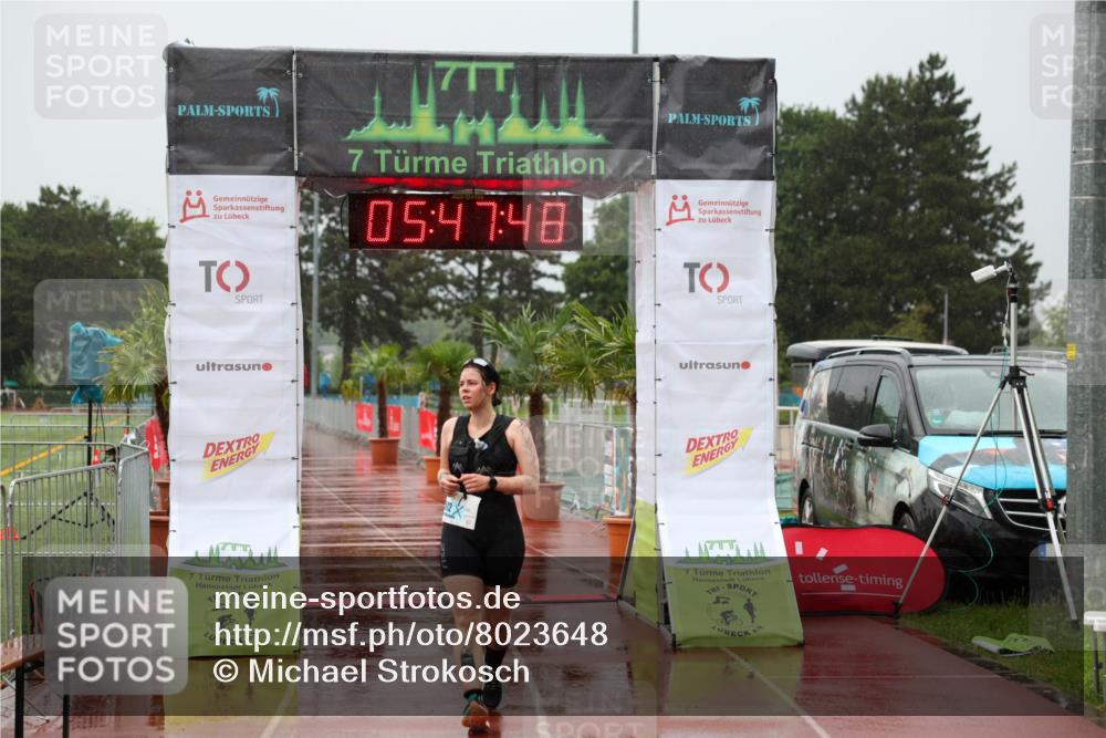 15.06.2025 - 7 Türme Triathlon Michael Strokosch http://msf.ph/oto/8023648 15.06.2025 15:47:48 Ziel 512 meine-sportfotos.de
