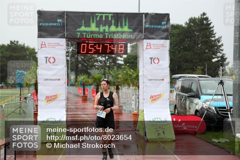 15.06.2025 - 7 Türme Triathlon Michael Strokosch http://msf.ph/oto/8023654 15.06.2025 15:47:48 Ziel 512 meine-sportfotos.de