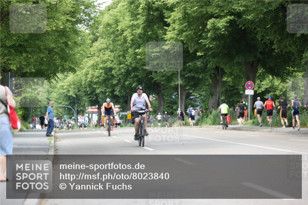 15.06.2025 - 7 Türme Triathlon Yannick Fuchs http://msf.ph/oto/8023840 15.06.2025 13:36:34 Radfahren 264, 826 meine-sportfotos.de