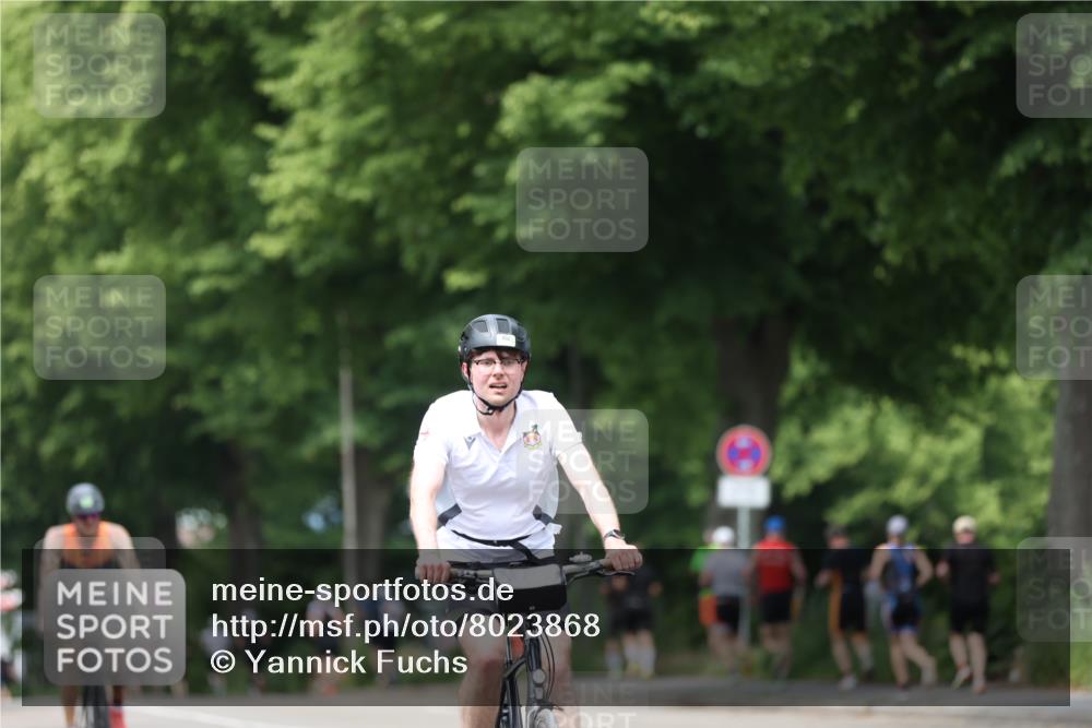 15.06.2025 - 7 Türme Triathlon Yannick Fuchs http://msf.ph/oto/8023868 15.06.2025 13:36:35 Radfahren 264, 826 meine-sportfotos.de