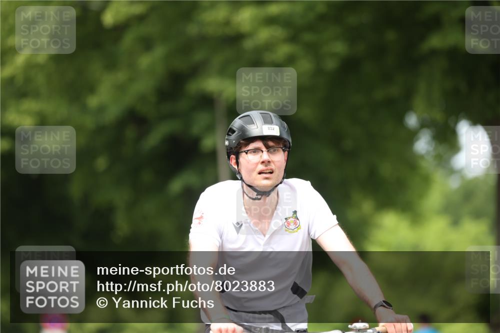 15.06.2025 - 7 Türme Triathlon Yannick Fuchs http://msf.ph/oto/8023883 15.06.2025 13:36:36 Radfahren 264, 826 meine-sportfotos.de