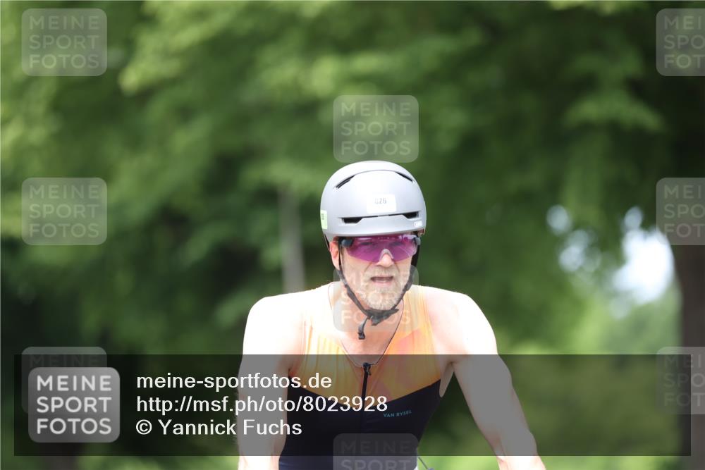 15.06.2025 - 7 Türme Triathlon Yannick Fuchs http://msf.ph/oto/8023928 15.06.2025 13:36:38 Radfahren 826 meine-sportfotos.de