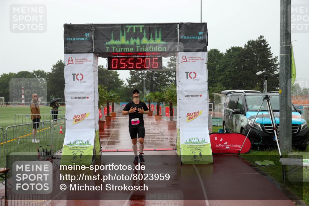 15.06.2025 - 7 Türme Triathlon Michael Strokosch http://msf.ph/oto/8023959 15.06.2025 15:52:05 Ziel 338 meine-sportfotos.de