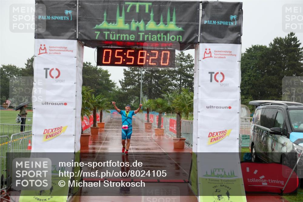 15.06.2025 - 7 Türme Triathlon Michael Strokosch http://msf.ph/oto/8024105 15.06.2025 15:58:20 Ziel 203 meine-sportfotos.de