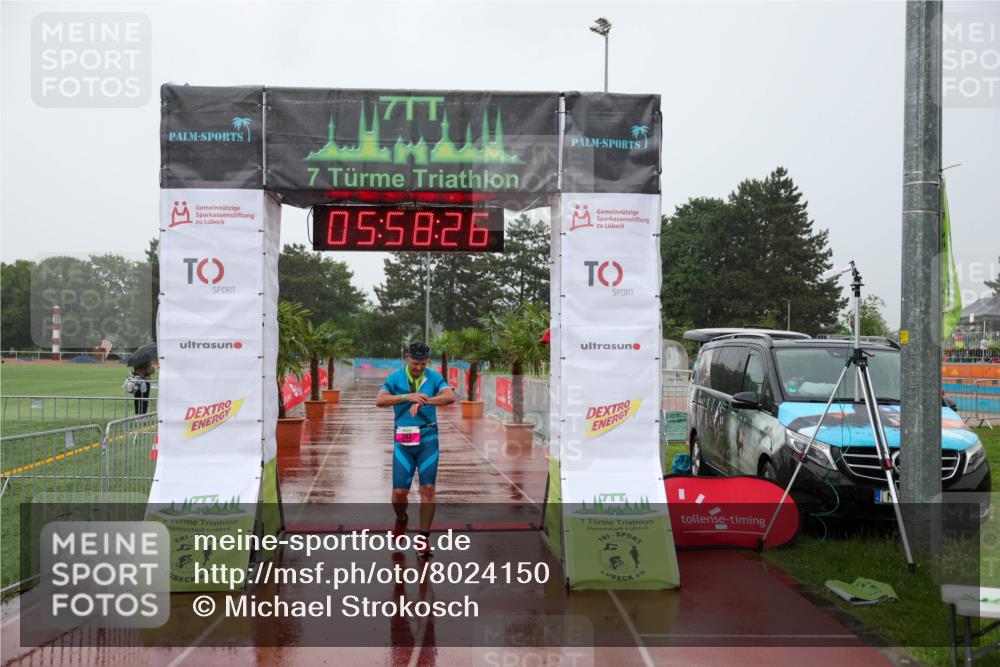 15.06.2025 - 7 Türme Triathlon Michael Strokosch http://msf.ph/oto/8024150 15.06.2025 15:58:25 Ziel 203 meine-sportfotos.de