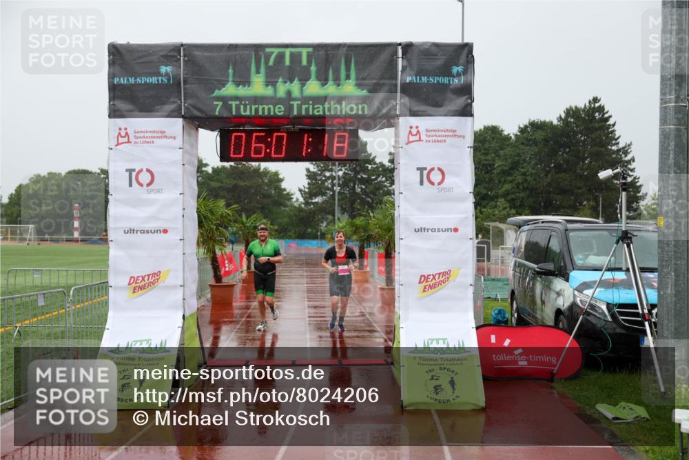 15.06.2025 - 7 Türme Triathlon Michael Strokosch http://msf.ph/oto/8024206 15.06.2025 16:01:18 Ziel 270, 276 meine-sportfotos.de