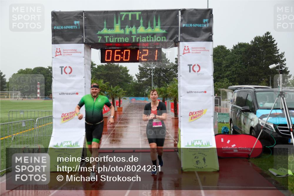 15.06.2025 - 7 Türme Triathlon Michael Strokosch http://msf.ph/oto/8024231 15.06.2025 16:01:21 Ziel 270, 276 meine-sportfotos.de