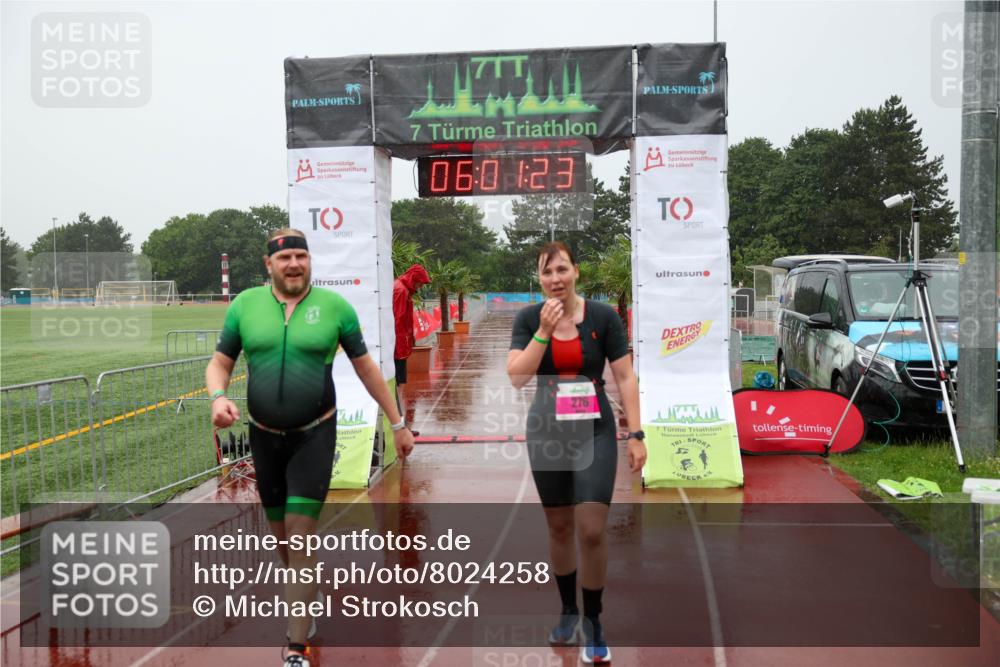 15.06.2025 - 7 Türme Triathlon Michael Strokosch http://msf.ph/oto/8024258 15.06.2025 16:01:23 Ziel 270, 276 meine-sportfotos.de