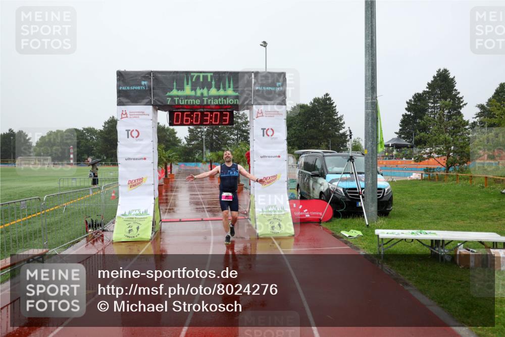 15.06.2025 - 7 Türme Triathlon Michael Strokosch http://msf.ph/oto/8024276 15.06.2025 16:03:03 Ziel 207 meine-sportfotos.de
