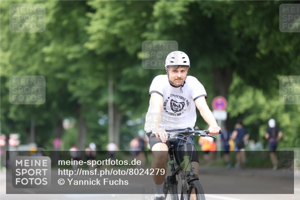 15.06.2025 - 7 Türme Triathlon Yannick Fuchs http://msf.ph/oto/8024279 15.06.2025 13:37:06 Radfahren 1031, 1057, 1127 meine-sportfotos.de