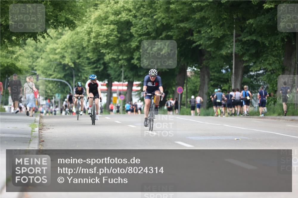 15.06.2025 - 7 Türme Triathlon Yannick Fuchs http://msf.ph/oto/8024314 15.06.2025 13:37:13 Radfahren 421, 525, 663 meine-sportfotos.de