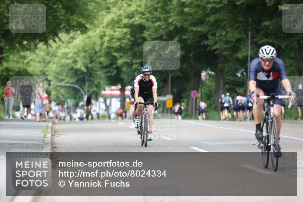 15.06.2025 - 7 Türme Triathlon Yannick Fuchs http://msf.ph/oto/8024334 15.06.2025 13:37:15 Radfahren 421, 525, 663 meine-sportfotos.de