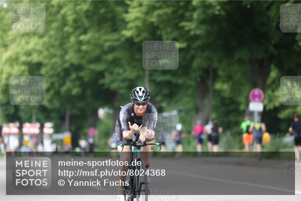 15.06.2025 - 7 Türme Triathlon Yannick Fuchs http://msf.ph/oto/8024368 15.06.2025 13:37:17 Radfahren 421, 469, 525, 663 meine-sportfotos.de
