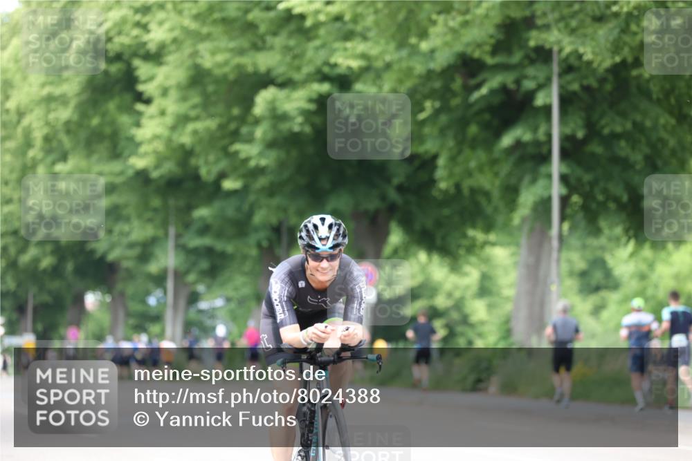 15.06.2025 - 7 Türme Triathlon Yannick Fuchs http://msf.ph/oto/8024388 15.06.2025 13:37:17 Radfahren 421, 469, 525, 663 meine-sportfotos.de