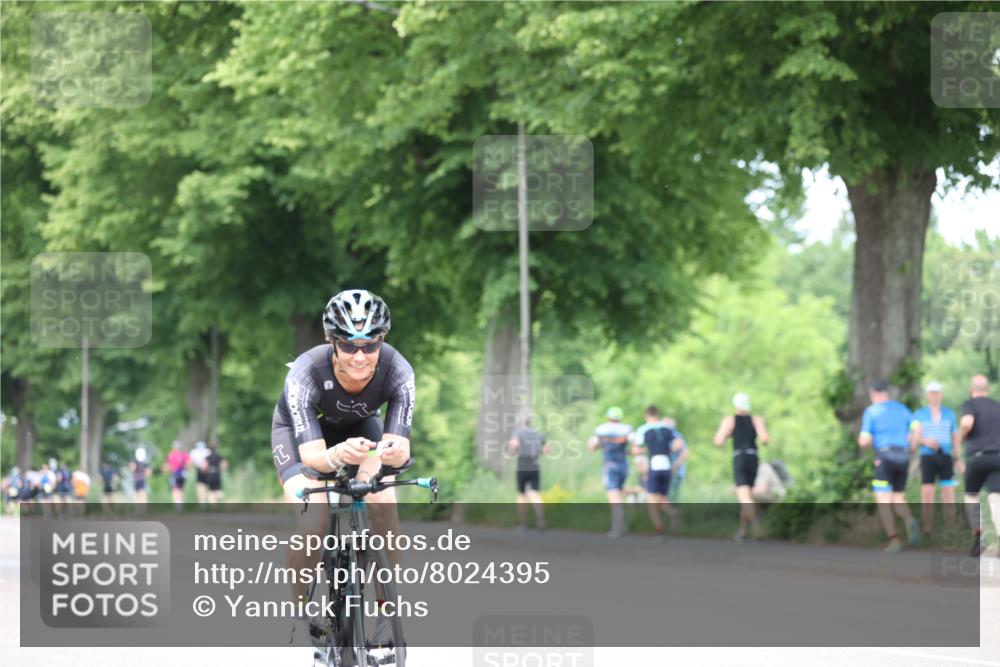 15.06.2025 - 7 Türme Triathlon Yannick Fuchs http://msf.ph/oto/8024395 15.06.2025 13:37:18 Radfahren 421, 469, 525, 663 meine-sportfotos.de