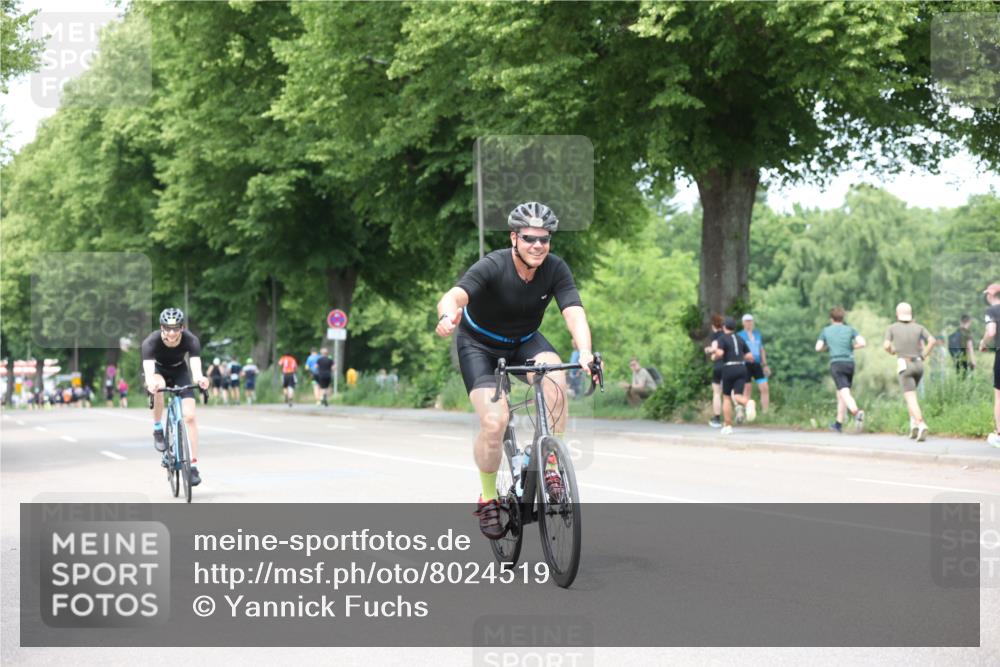 15.06.2025 - 7 Türme Triathlon Yannick Fuchs http://msf.ph/oto/8024519 15.06.2025 13:37:32 Radfahren 237, 522 meine-sportfotos.de
