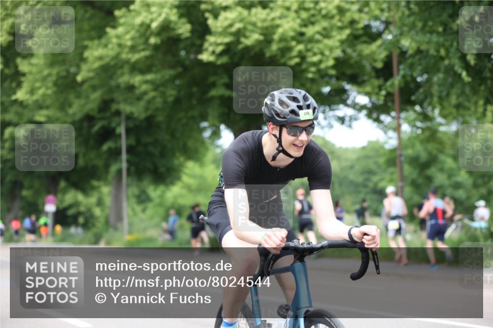 15.06.2025 - 7 Türme Triathlon Yannick Fuchs http://msf.ph/oto/8024544 15.06.2025 13:37:34 Radfahren 522 meine-sportfotos.de