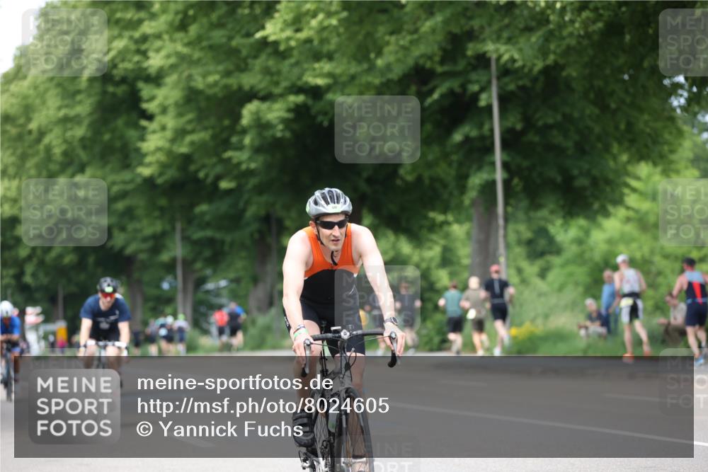 15.06.2025 - 7 Türme Triathlon Yannick Fuchs http://msf.ph/oto/8024605 15.06.2025 13:37:40 Radfahren 427, 587 meine-sportfotos.de