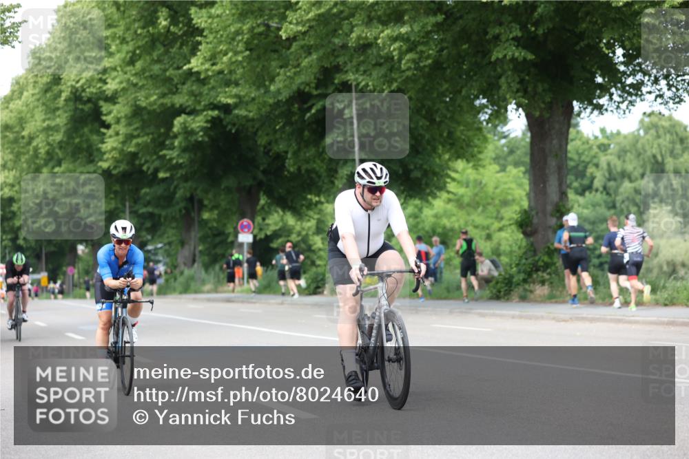 15.06.2025 - 7 Türme Triathlon Yannick Fuchs http://msf.ph/oto/8024640 15.06.2025 13:37:42 Radfahren 427, 587 meine-sportfotos.de