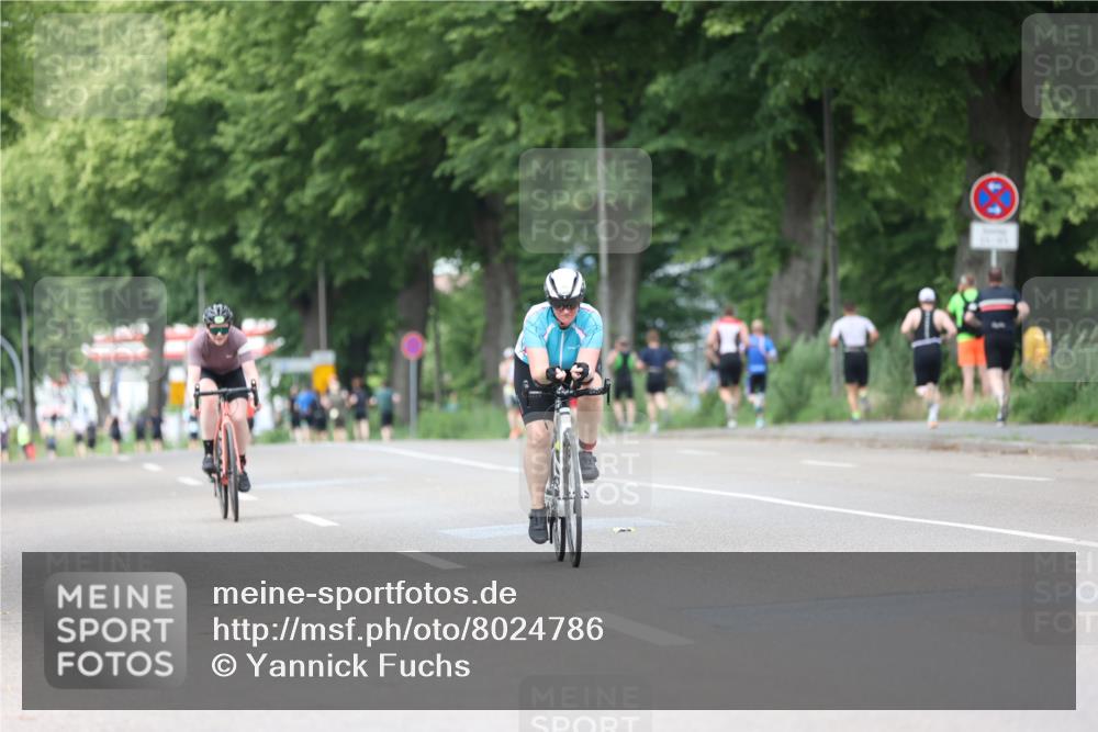 15.06.2025 - 7 Türme Triathlon Yannick Fuchs http://msf.ph/oto/8024786 15.06.2025 13:38:07 Radfahren 544, 812 meine-sportfotos.de
