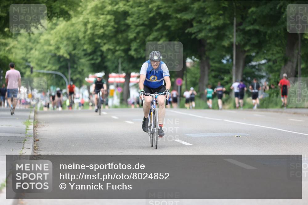 15.06.2025 - 7 Türme Triathlon Yannick Fuchs http://msf.ph/oto/8024852 15.06.2025 13:38:24 Radfahren 193, 432, 750, 1063 meine-sportfotos.de