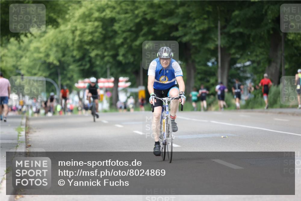 15.06.2025 - 7 Türme Triathlon Yannick Fuchs http://msf.ph/oto/8024869 15.06.2025 13:38:24 Radfahren 193, 432, 750, 1063 meine-sportfotos.de