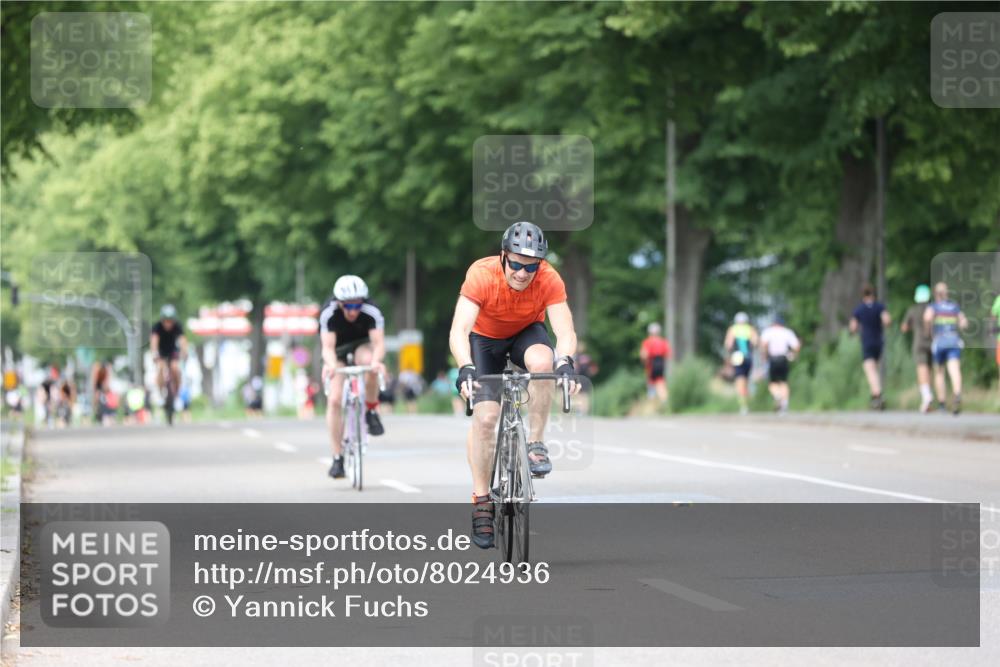 15.06.2025 - 7 Türme Triathlon Yannick Fuchs http://msf.ph/oto/8024936 15.06.2025 13:38:32 Radfahren 432, 457, 884, 1168 meine-sportfotos.de