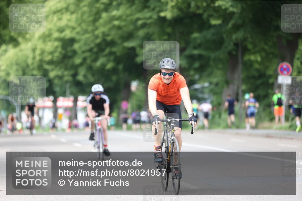 15.06.2025 - 7 Türme Triathlon Yannick Fuchs http://msf.ph/oto/8024957 15.06.2025 13:38:32 Radfahren 432, 457, 884, 1168 meine-sportfotos.de