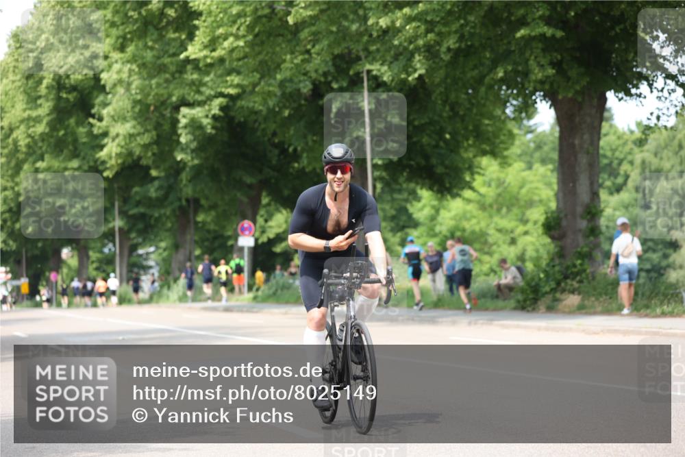 15.06.2025 - 7 Türme Triathlon Yannick Fuchs http://msf.ph/oto/8025149 15.06.2025 13:39:06 Radfahren  meine-sportfotos.de