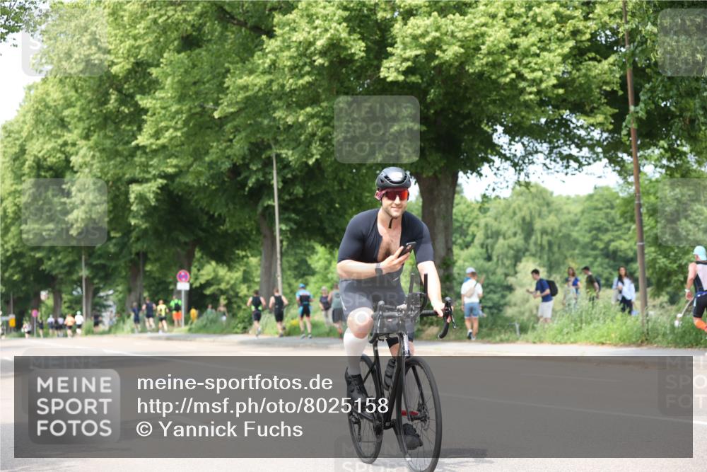 15.06.2025 - 7 Türme Triathlon Yannick Fuchs http://msf.ph/oto/8025158 15.06.2025 13:39:06 Radfahren  meine-sportfotos.de
