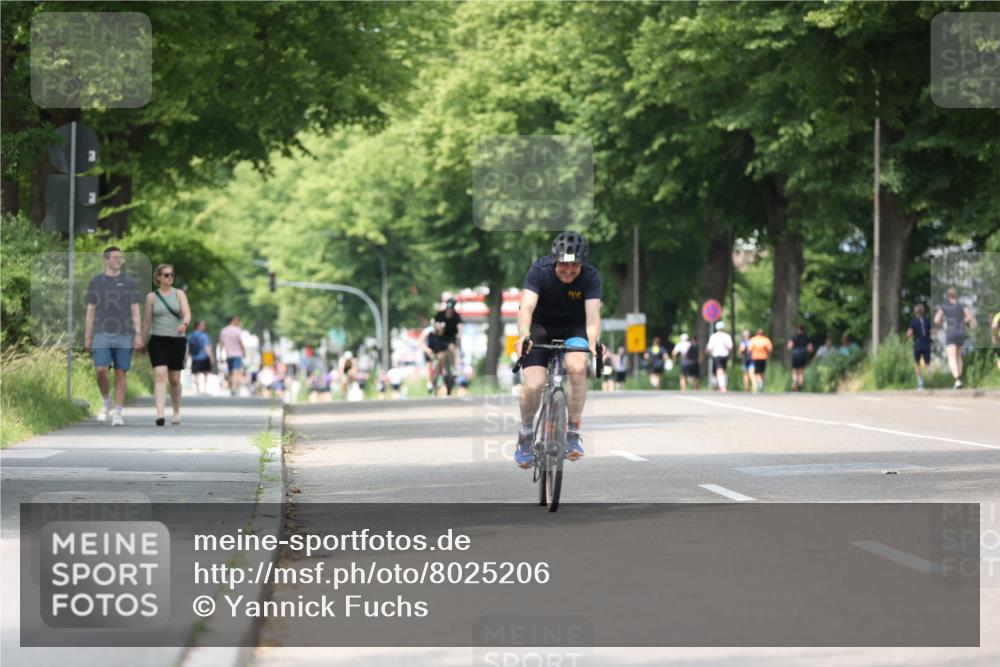 15.06.2025 - 7 Türme Triathlon Yannick Fuchs http://msf.ph/oto/8025206 15.06.2025 13:39:12 Radfahren 743 meine-sportfotos.de