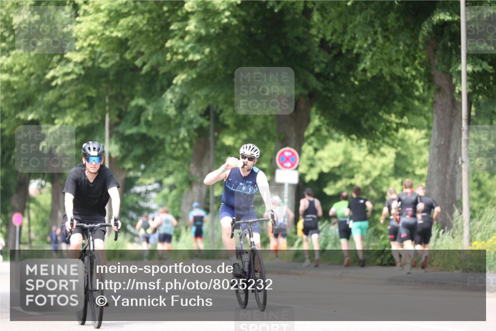 15.06.2025 - 7 Türme Triathlon Yannick Fuchs http://msf.ph/oto/8025232 15.06.2025 13:39:20 Radfahren 237, 271, 1157 meine-sportfotos.de