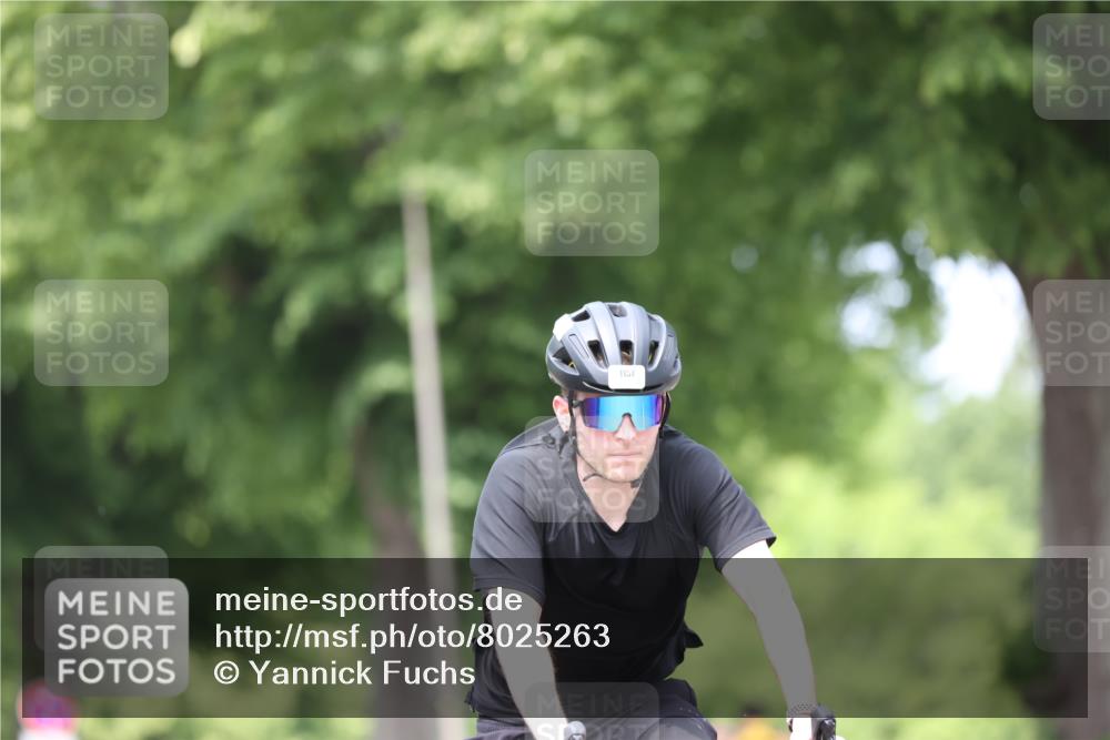 15.06.2025 - 7 Türme Triathlon Yannick Fuchs http://msf.ph/oto/8025263 15.06.2025 13:39:22 Radfahren 237, 271, 1157 meine-sportfotos.de